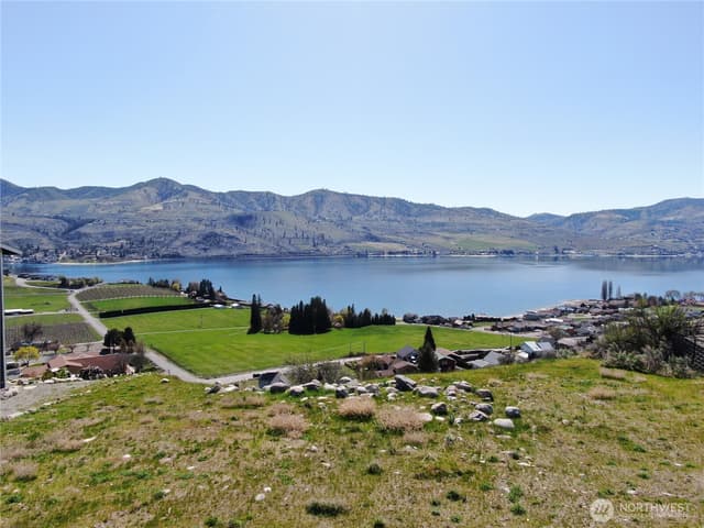 Property photo for 120 Orchard View Drive, Chelan photo 3