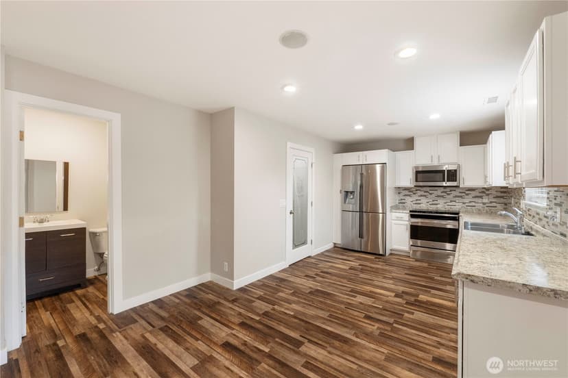 Property photo for 8213 209th Avenue Ct E, Bonney Lake photo 11