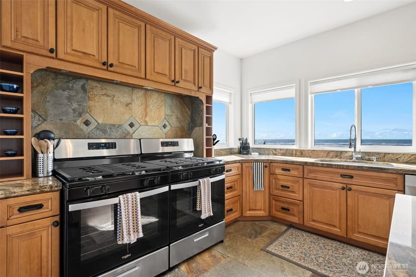 Property photo for 1191 Ocean Shores Boulevard SW, Ocean Shores photo 11