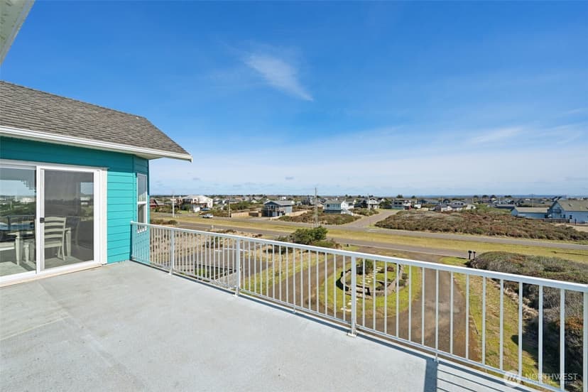 Property photo for 1191 Ocean Shores Boulevard SW, Ocean Shores photo 35