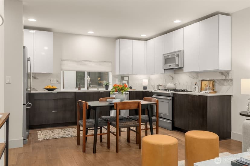 Property photo for 412 W Fulton Street, Seattle photo 6