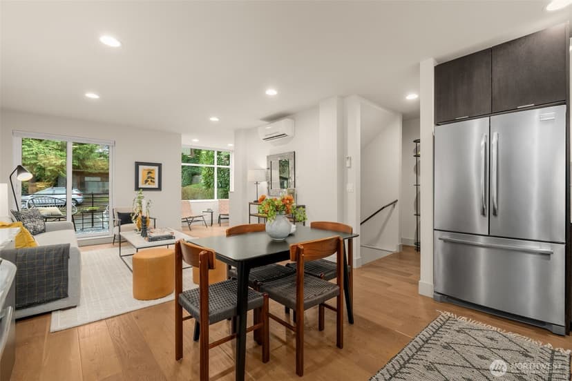 Property photo for 412 W Fulton Street, Seattle photo 8