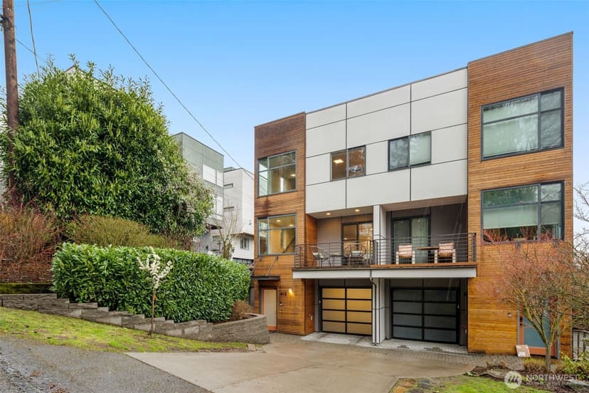 Property photo for 412 W Fulton Street, Seattle
