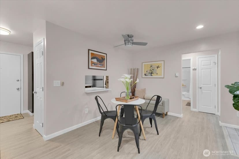 Property photo for 4807 180th Street SW #E103, Lynnwood photo 11
