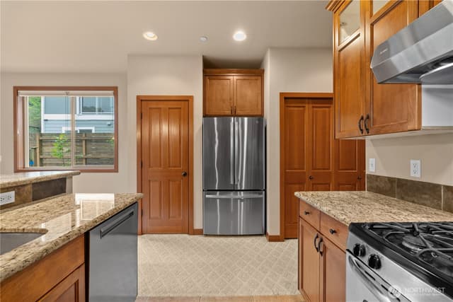 Property photo for 14819 35th Avenue W #6, Lynnwood photo 4