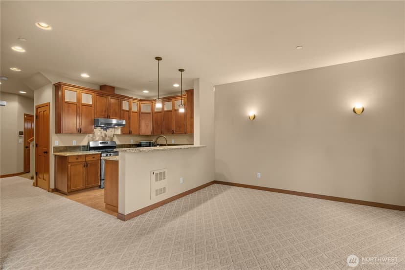 Property photo for 14819 35th Avenue W #6, Lynnwood photo 8