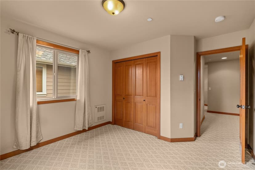 Property photo for 14819 35th Avenue W #6, Lynnwood photo 17