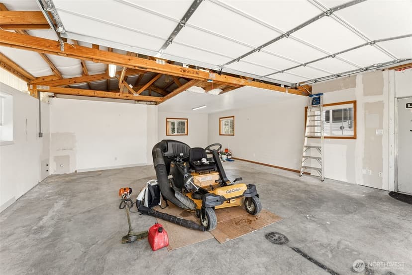 Property photo for 11610 45th Street E, Edgewood photo 26