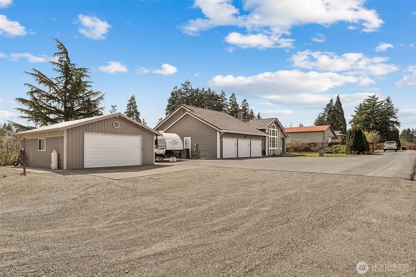 Property photo for 11610 45th Street E, Edgewood photo 33
