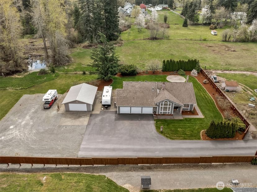 Property photo for 11610 45th Street E, Edgewood photo 35