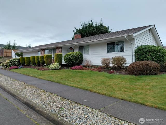 Property photo for 7301 S 16th Street, Tacoma photo 4