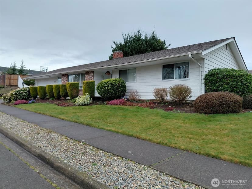 Property photo for 7301 S 16th Street, Tacoma photo 4