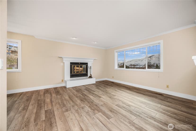 Property photo for 109 Pyramid Place, Chelan photo 3