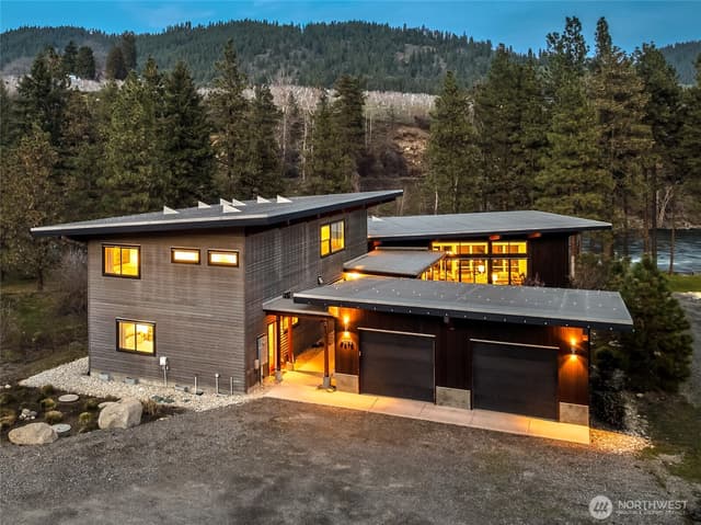 Property photo for 9275 Lone Pine Orchards Road, Leavenworth photo 2