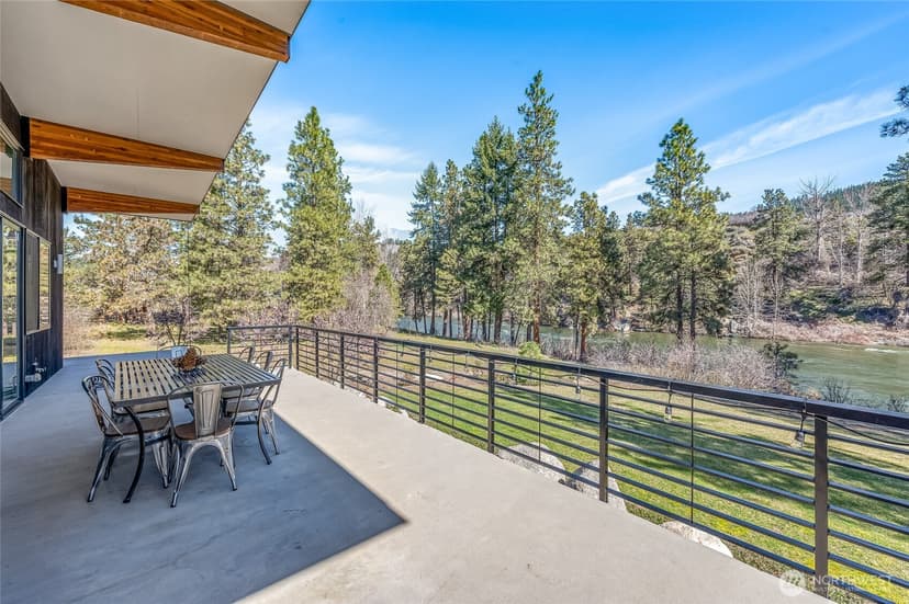 Property photo for 9275 Lone Pine Orchards Road, Leavenworth photo 9