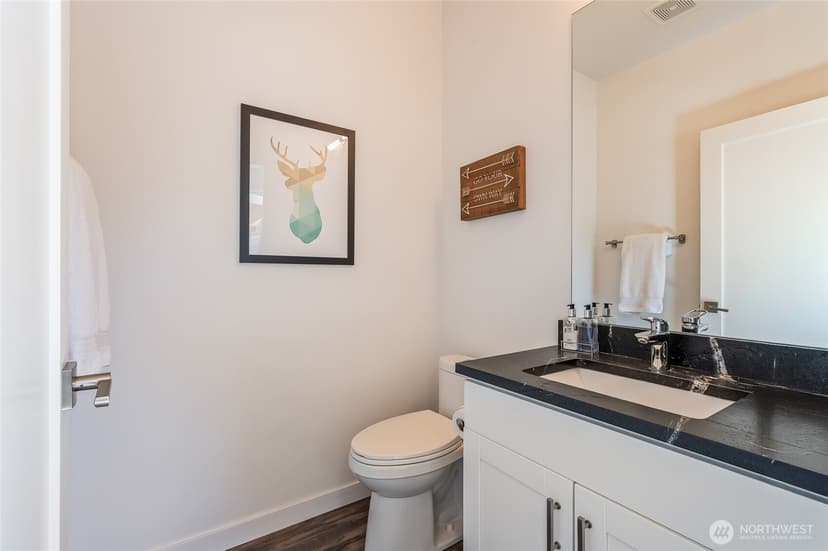 Property photo for 9275 Lone Pine Orchards Road, Leavenworth photo 24