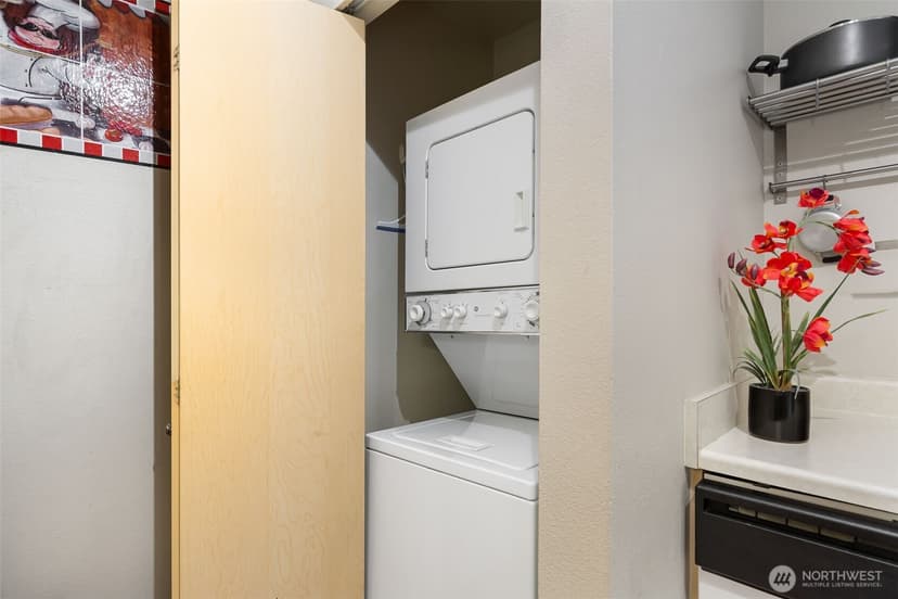Property photo for 2818 Grand Avenue #B603, Everett photo 17