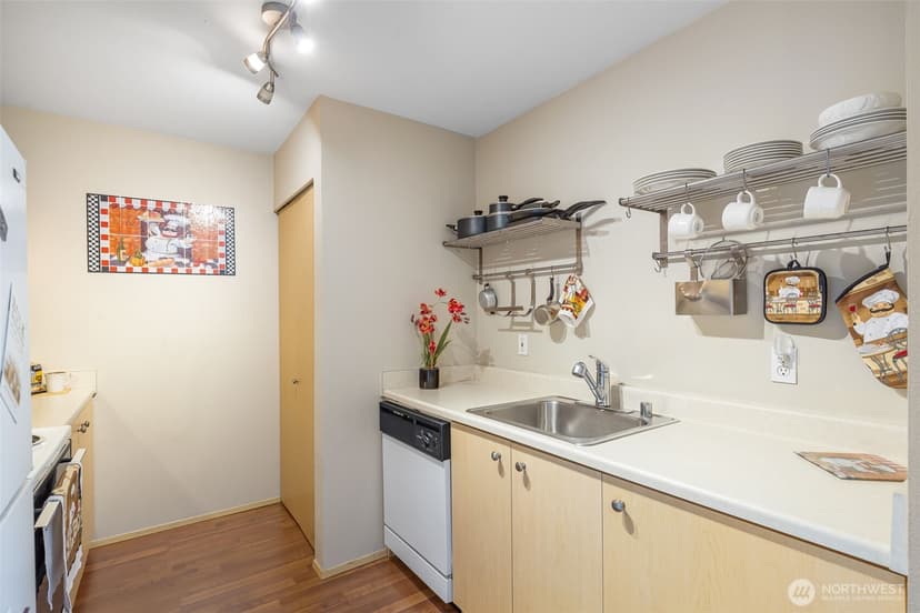 Property photo for 2818 Grand Avenue #B603, Everett photo 16