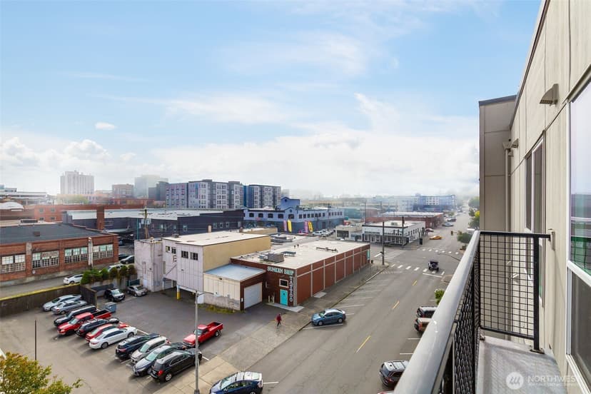Property photo for 2818 Grand Avenue #B603, Everett photo 6