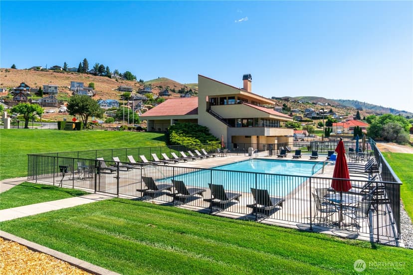 Property photo for 100 Lake Chelan Shores Drive #18-5, Chelan photo 13