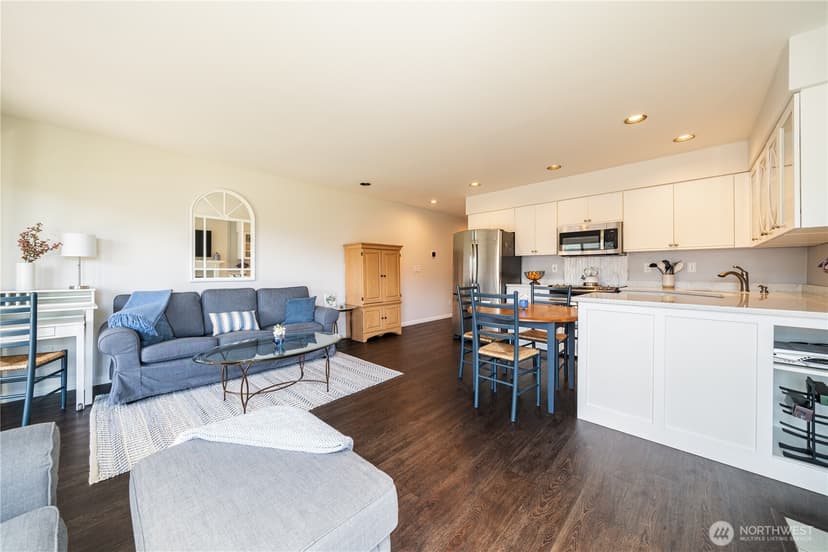 Property photo for 100 Lake Chelan Shores Drive #18-5, Chelan photo 8