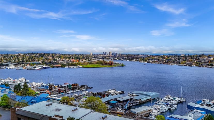 Property photo for 2134 Waverly Place N #202, Seattle photo 32