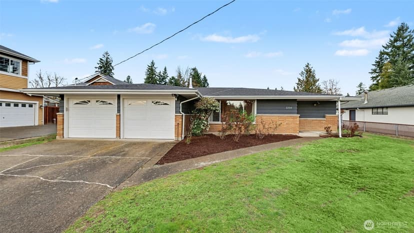 Property photo for 2200 NE 12th, Renton photo 4