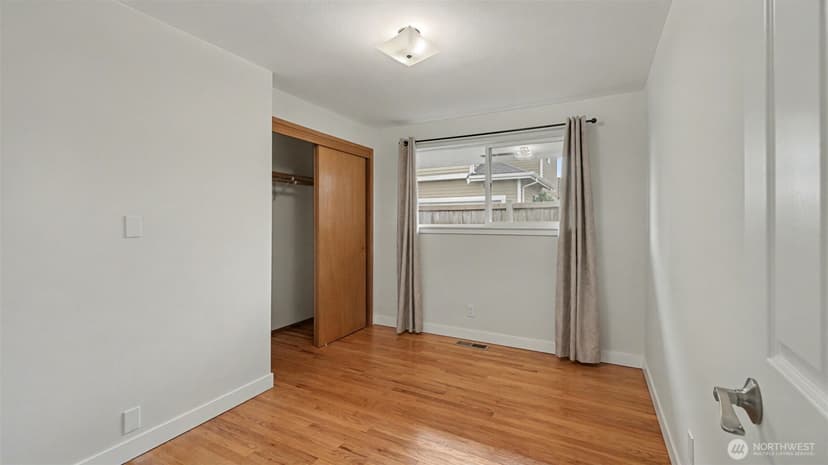 Property photo for 2200 NE 12th, Renton photo 24