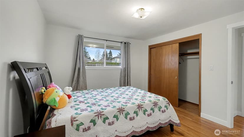 Property photo for 2200 NE 12th, Renton photo 22