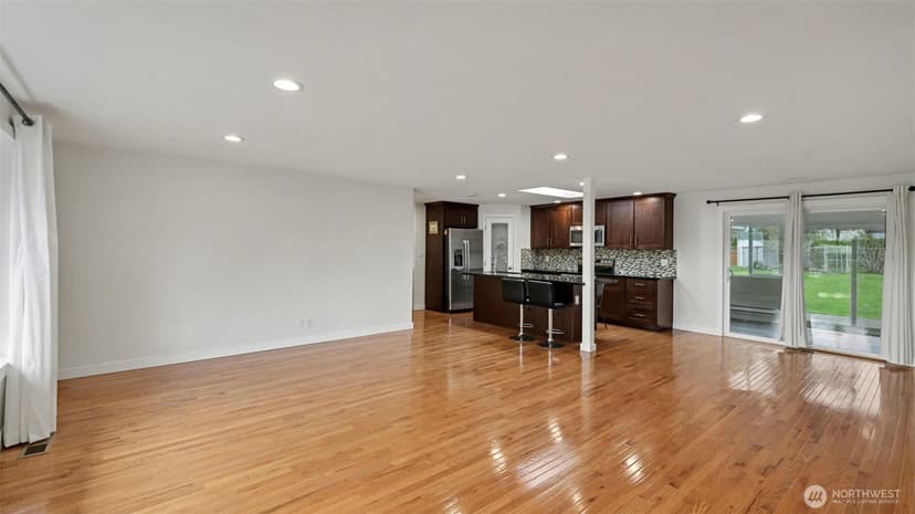 Property photo for 2200 NE 12th, Renton photo 7