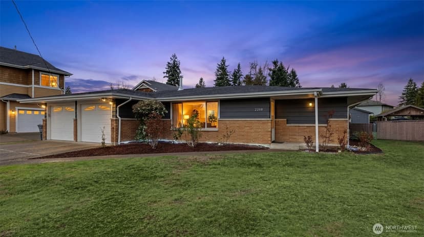Property photo for 2200 NE 12th, Renton photo 3