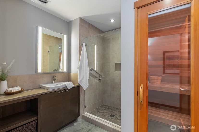 Property photo for 810 W Lee, Seattle photo 19