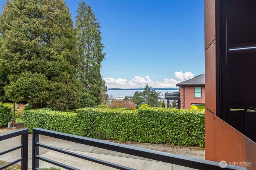 Property photo for 810 W Lee, Seattle photo 22
