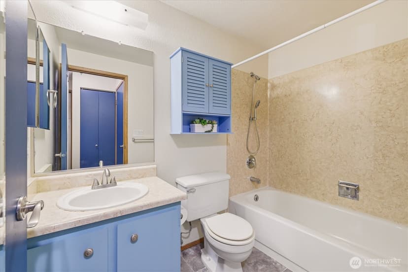Property photo for 3436 I Street NE #O103, Auburn photo 14