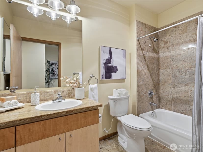 Property photo for 668 S Lane Street #404, Seattle photo 28