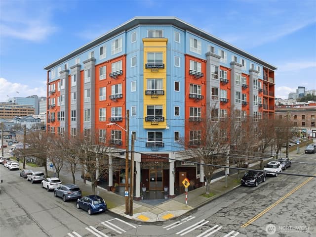 Property photo for 668 S Lane Street #404, Seattle