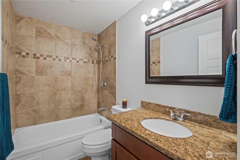 Property photo for 1123 SW 144 Street, Burien photo 15
