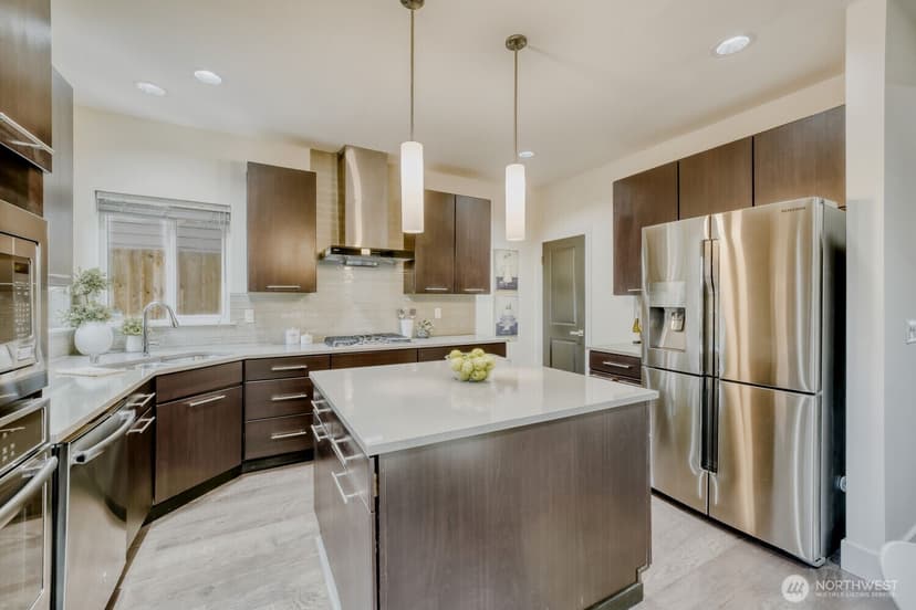 Property photo for 1900 240th Place SW, Bothell photo 5