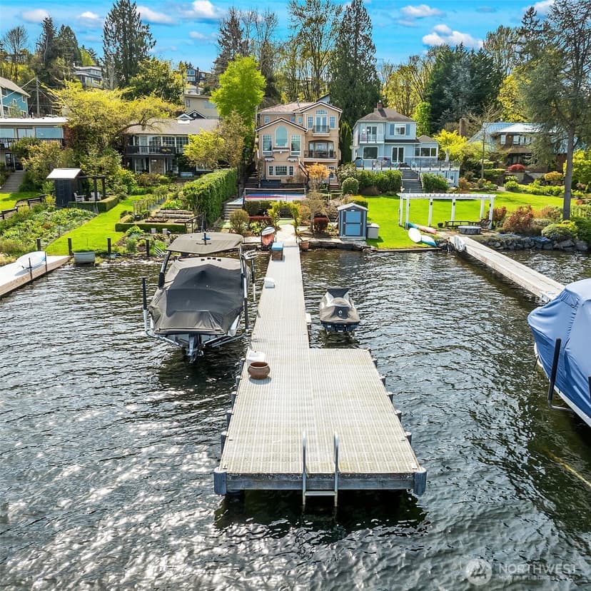 Property photo for 8772 Sand Point Way NE, Seattle photo 3