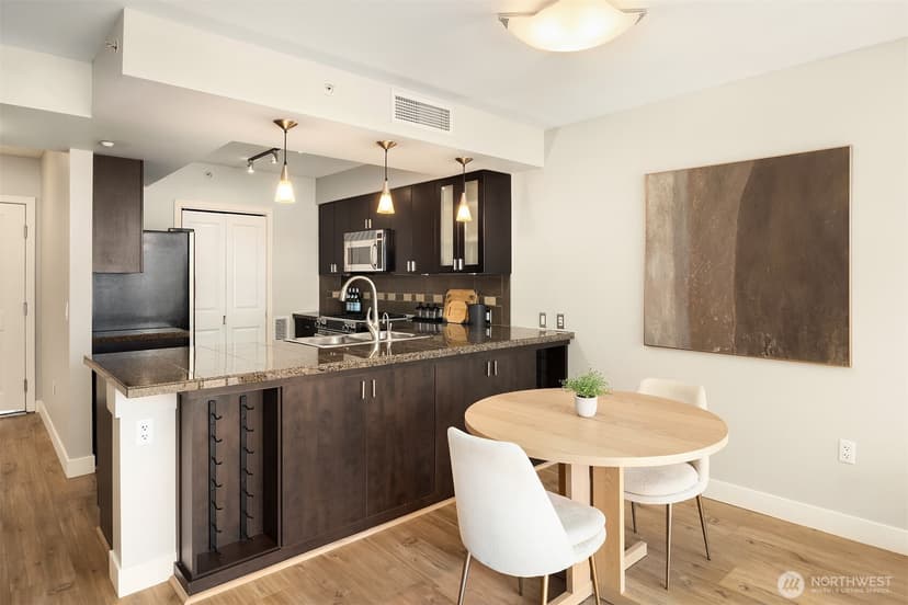 Property photo for 819 Virginia Street #1403, Seattle photo 6