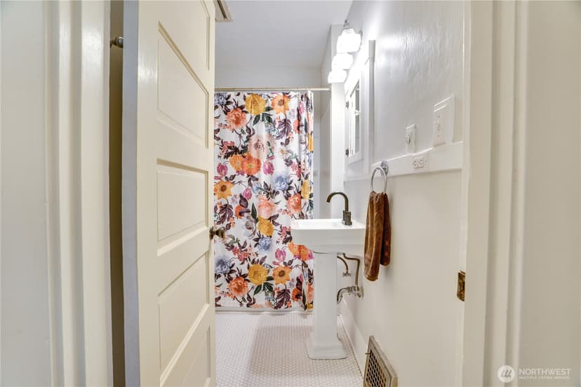 Property photo for 3820 S J Street, Tacoma photo 23