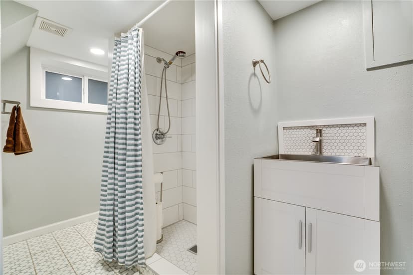 Property photo for 3820 S J Street, Tacoma photo 33