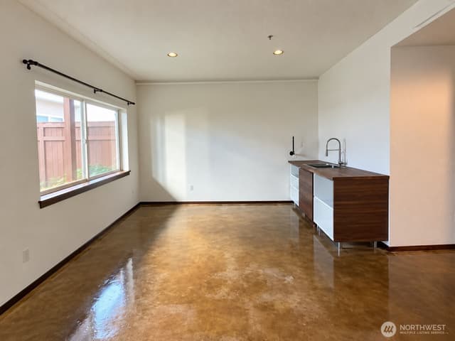 Property photo for 9715 26th Avenue SW #202, Seattle photo 3