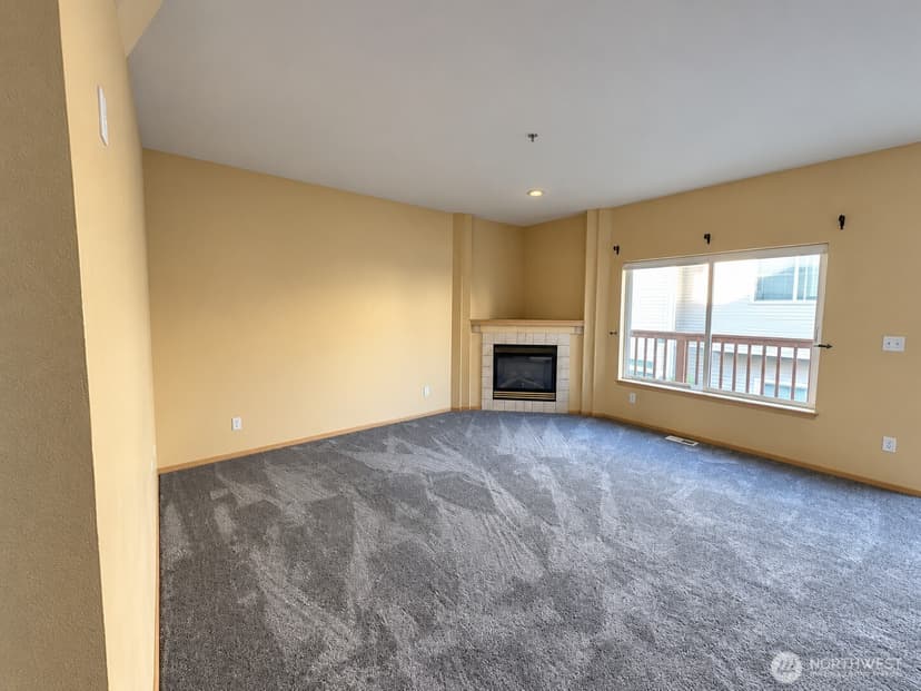 Property photo for 9715 26th Avenue SW #202, Seattle photo 4