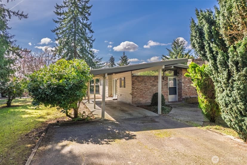 Property photo for 16055 SE 135th Street, Renton photo 7