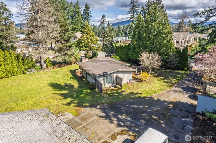 Property photo for 16055 SE 135th Street, Renton photo 6
