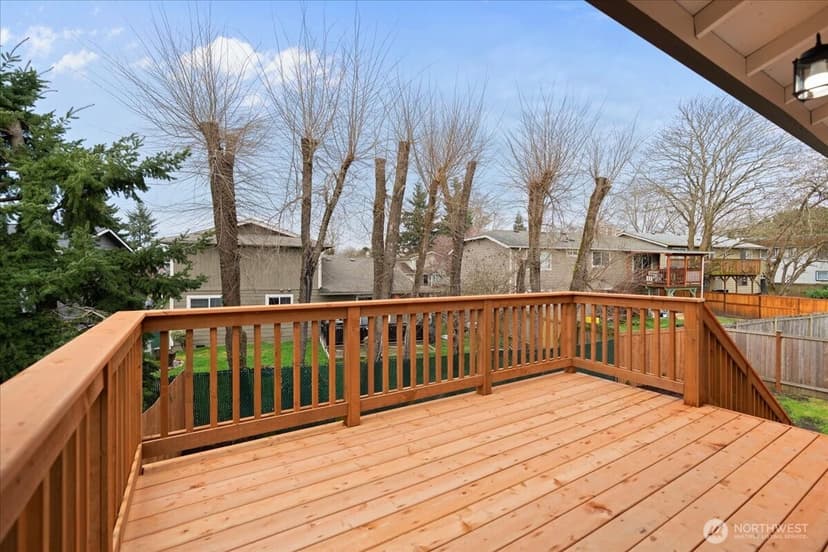 Property photo for 5055 33rd Court NE, Tacoma photo 18