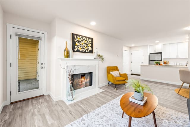 Property photo for 2640 118 Avenue SE #7201, Bellevue photo 5