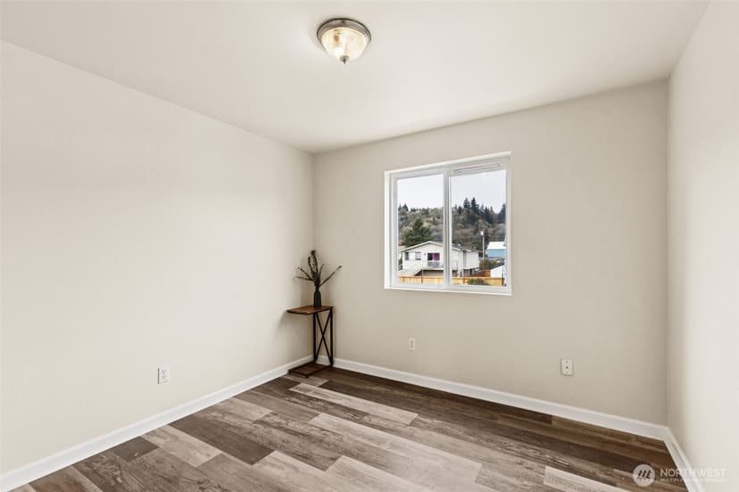 Property photo for 214 10th Avenue N, Algona photo 17