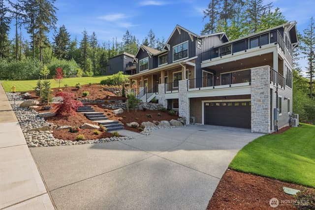 Property photo for 6237 179th Place SE, Bellevue photo 2